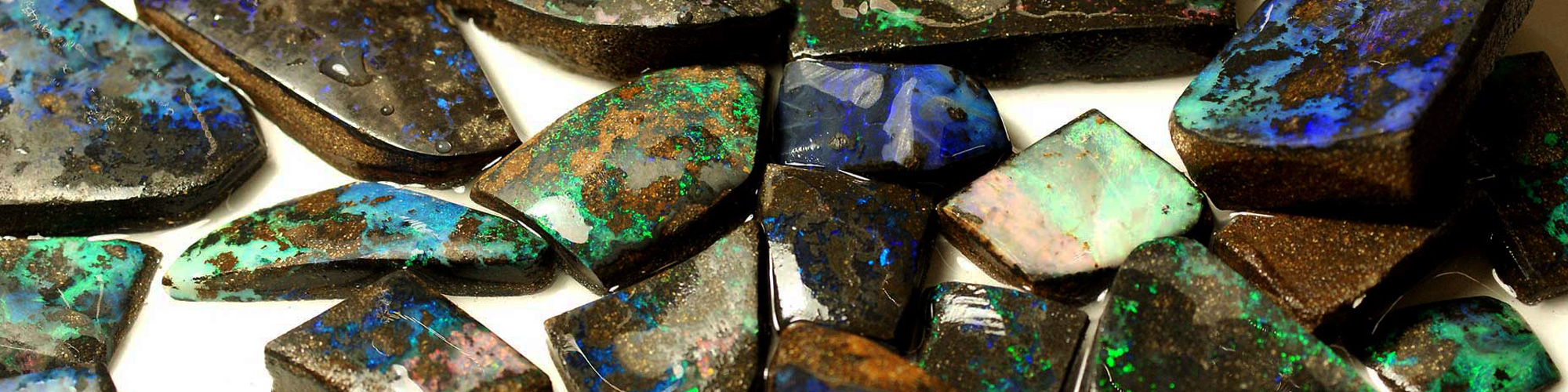 Les opales un trésor naturel aux multiples reflets