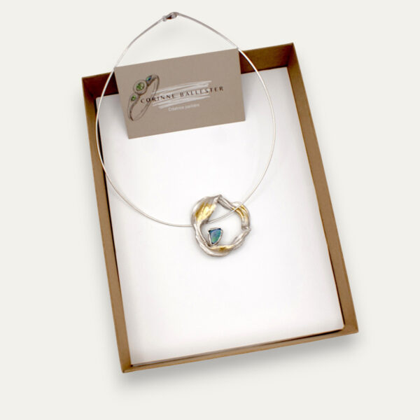 Collier opale Mitsuro