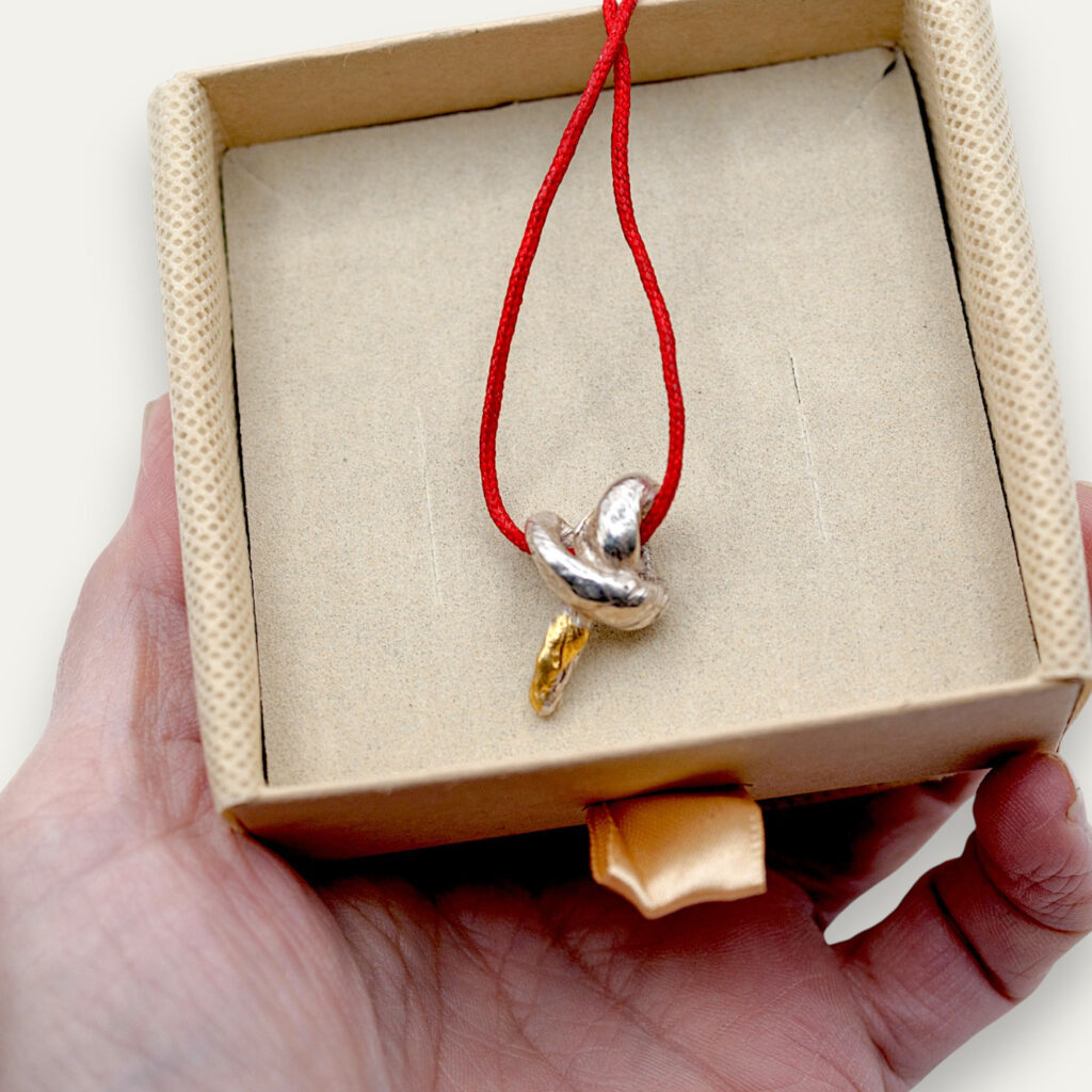 Collier noeud Mitsuro