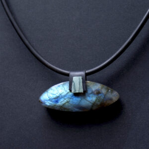 collier de labradorite